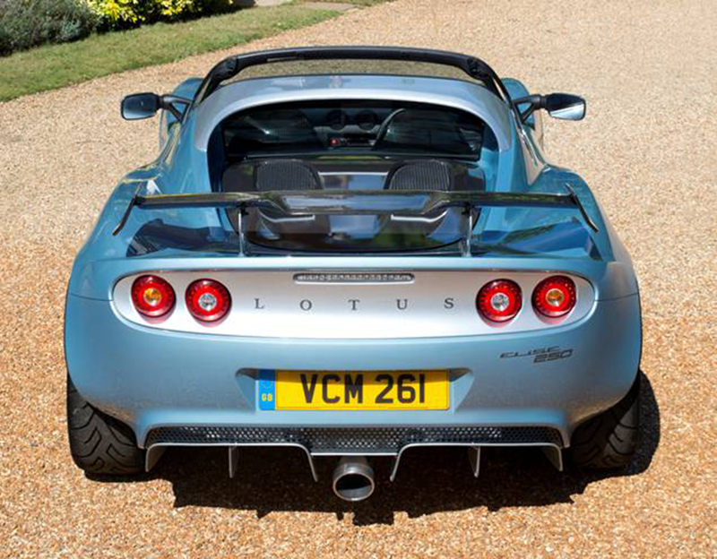 Illustration for article titled New Extra-Light Lotus Elise Not Actually Lighter Than Other Lotus Elises